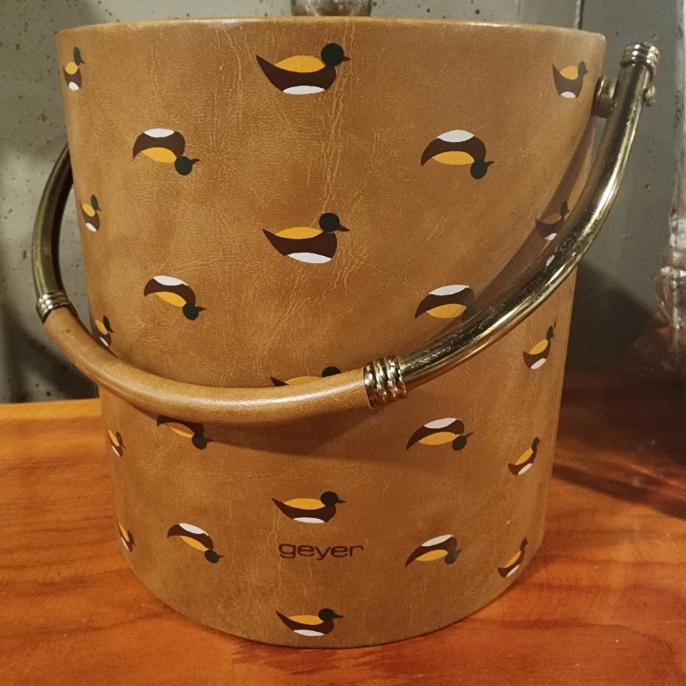Vintage drulane geyer duck ice bucket